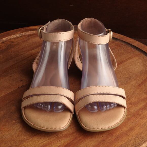 Born Sandals Womens SZ 9M Beige Mai Easy Leather Ankle Strap Comfort Flat Shoes - Picture 2 of 16